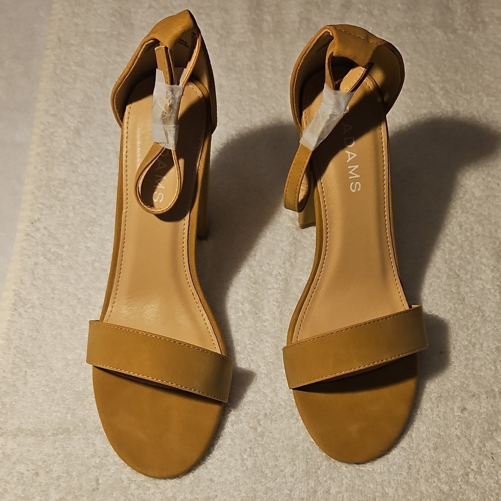 J. Adams Beige Strappy Block Heel Ankle Strap‎ Open Toe Buckle Size 7